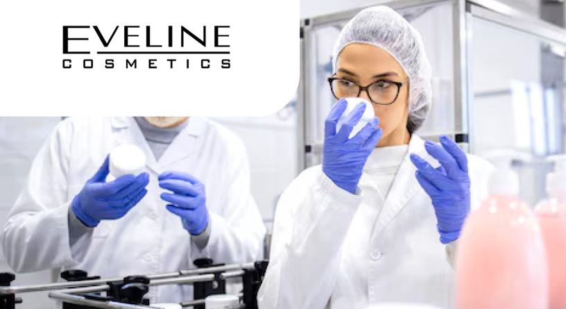 Работник по косметике EVELINE